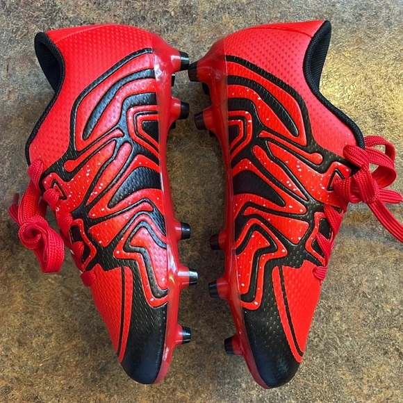 NEW Kid’s Soccer Football Cleats - Picture 2 of 11